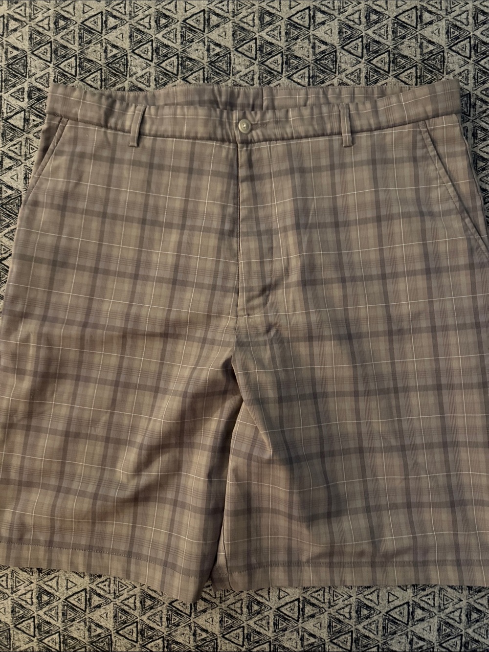 Slazenger Men's Plaid Golf Shorts - Taupe and Gray